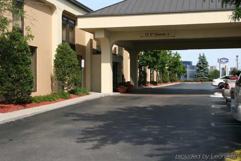 Hotel Baymont By Wyndham Southfield/Detroit Esterno foto